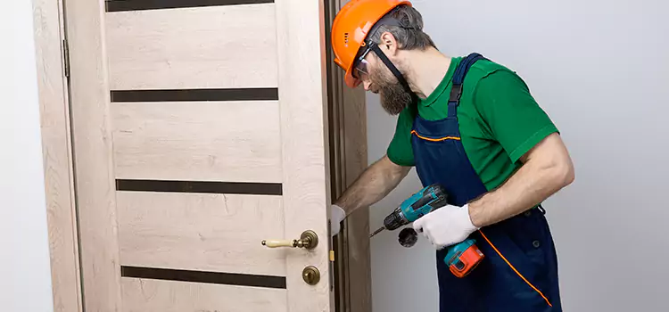 Replace Internal Door Handle with Lock Peabody
